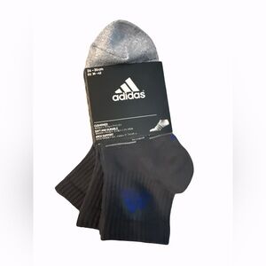 Adidas Men's Athletic Socks in Gray and Black
Blue Logo
New with Tag
6-8 Y/M